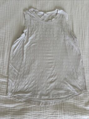 DSG White Textured Sleeveless Tank Top